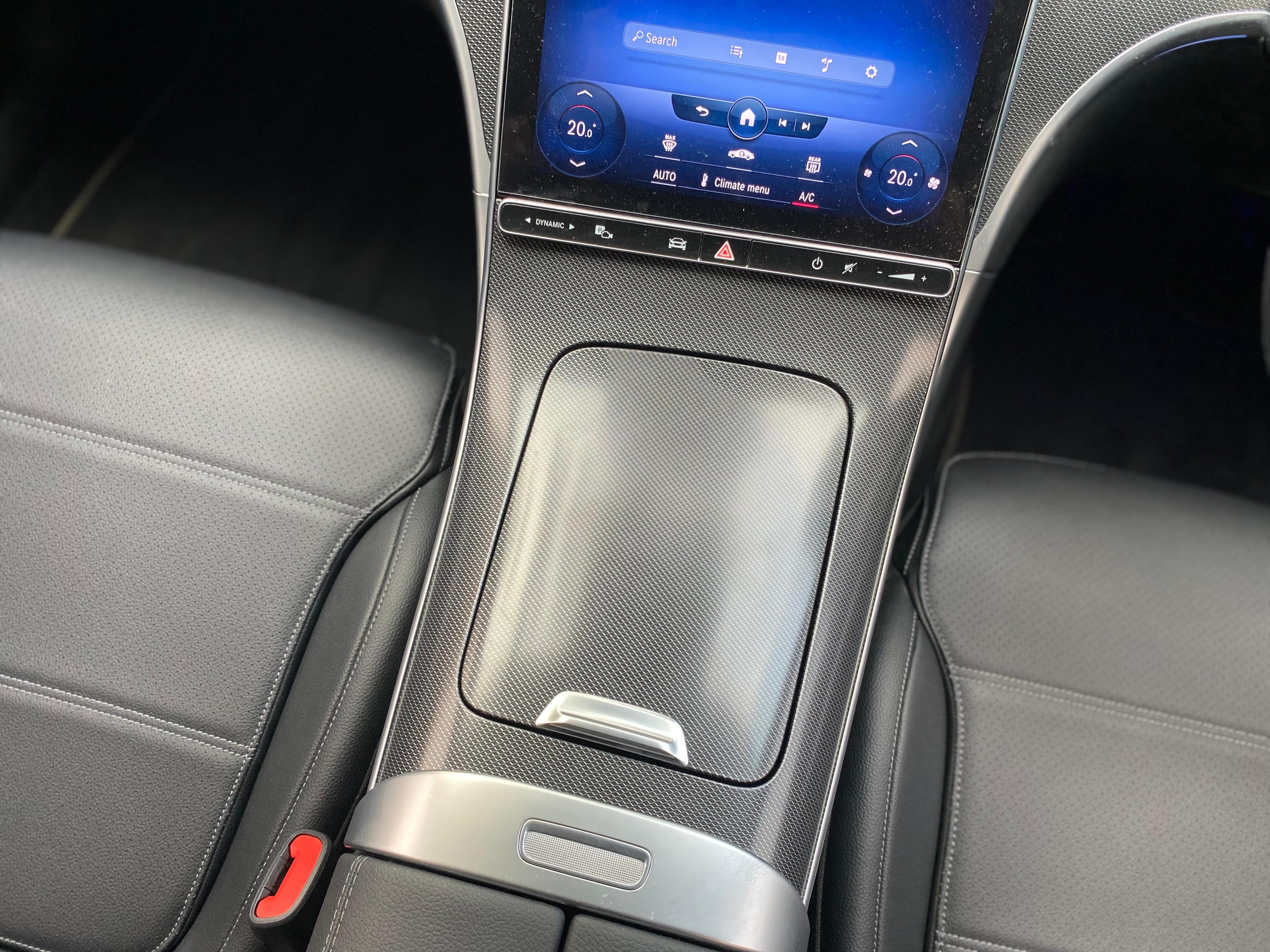 2022 Mercedes Benz C-Class Sedan C 200 Avantgarde Line 2022 Mercedes Benz C-Class Sedan C 200 Avantgarde Line