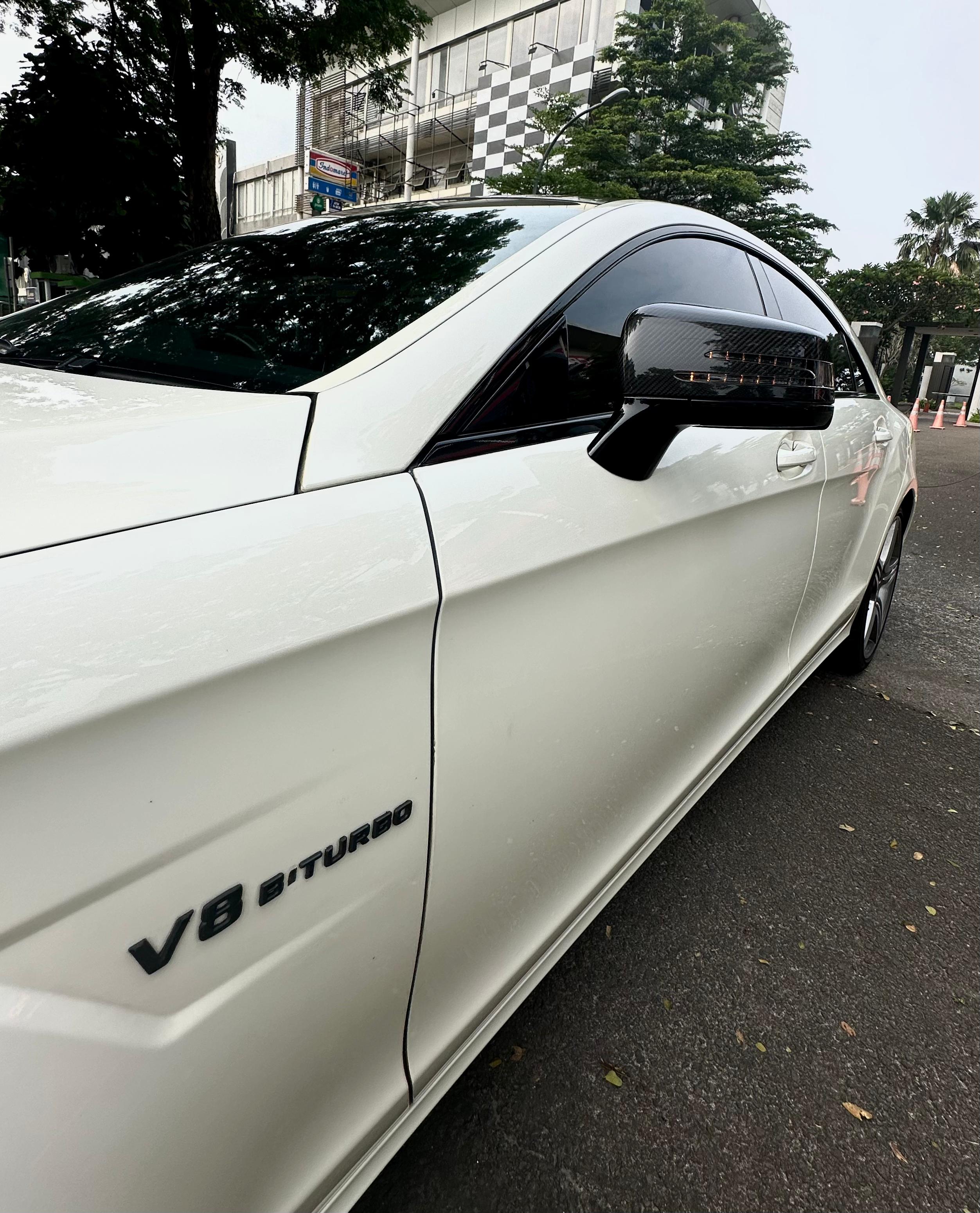 2012 Mercedes Benz CLS-Class 63 AMG V8 BITURBO 2012 Mercedes Benz CLS-Class 63 AMG V8 BITURBO