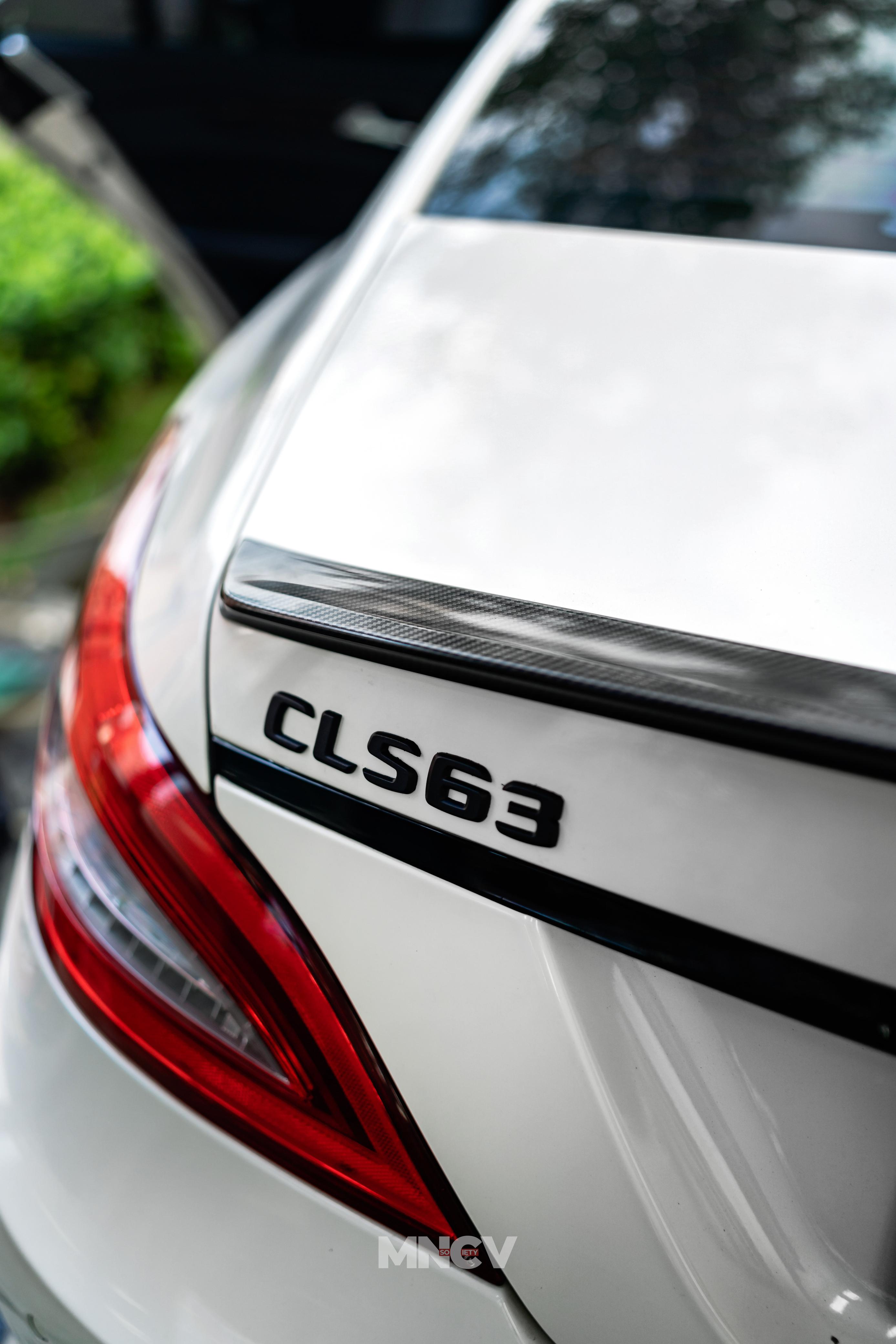 2012 Mercedes Benz CLS-Class 63 AMG V8 BITURBO 2012 Mercedes Benz CLS-Class 63 AMG V8 BITURBO