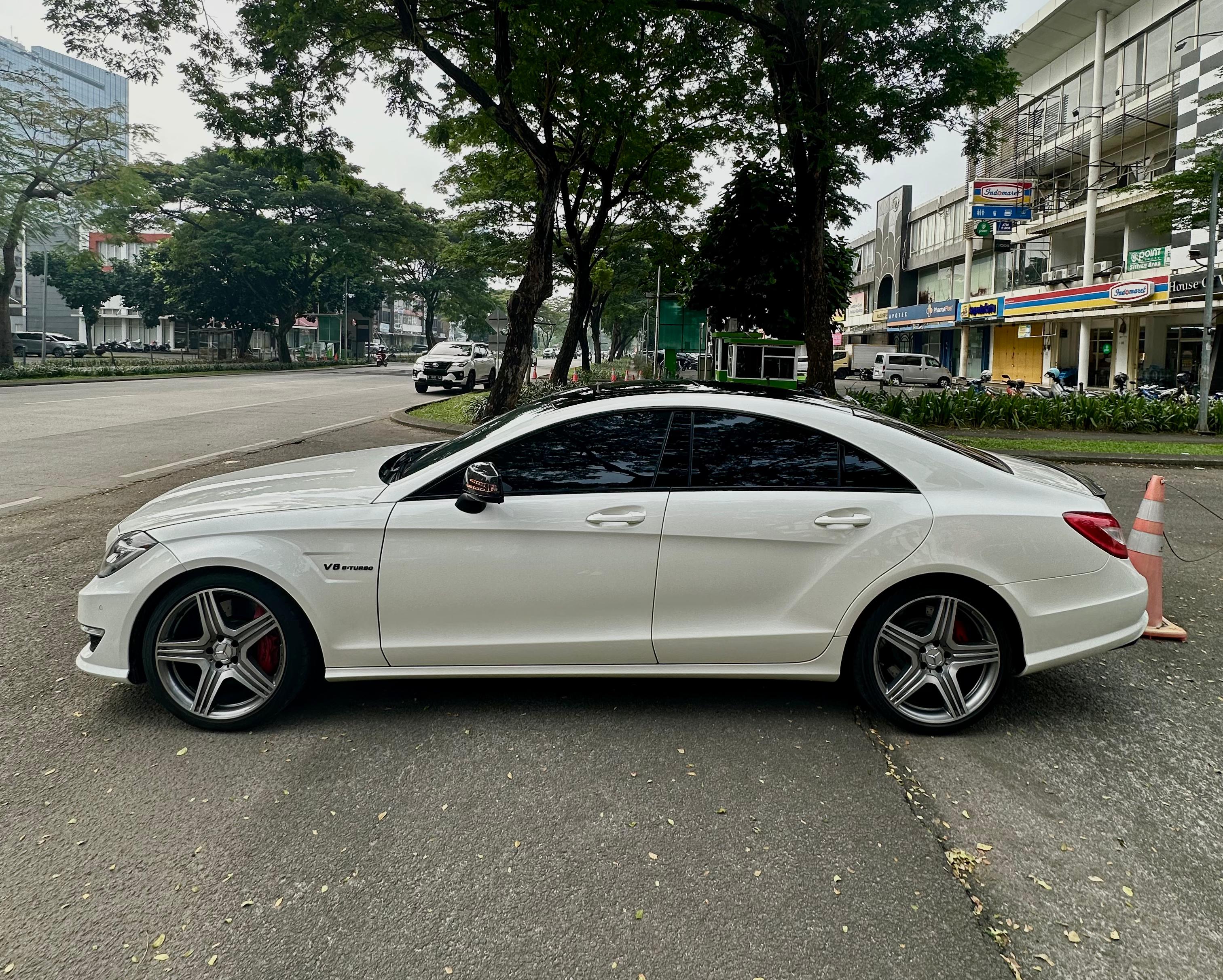 2012 Mercedes Benz CLS-Class 63 AMG V8 BITURBO 2012 Mercedes Benz CLS-Class 63 AMG V8 BITURBO