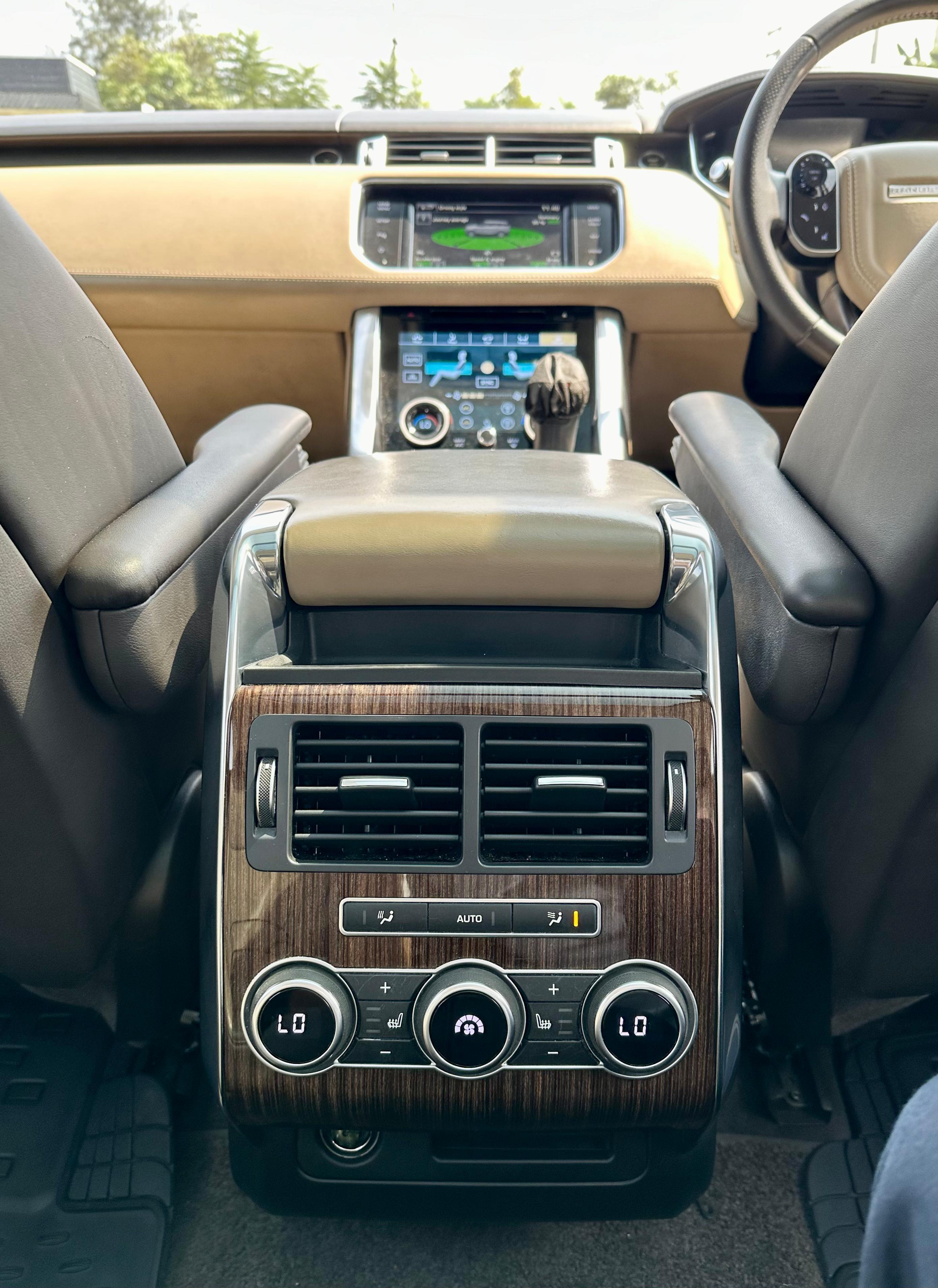 2014 Land Rover Range Rover Sport  3.0 Autobiography Dynamic 2014 Land Rover Range Rover Sport  3.0 Autobiography Dynamic