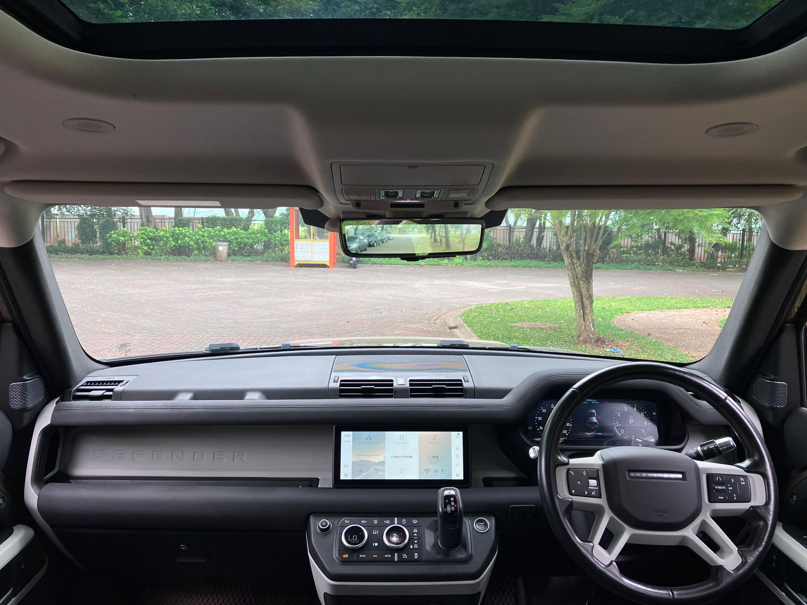 2021 Land Rover Defender 110 2.0L SE 110 2021 Land Rover Defender 110 2.0L SE 110