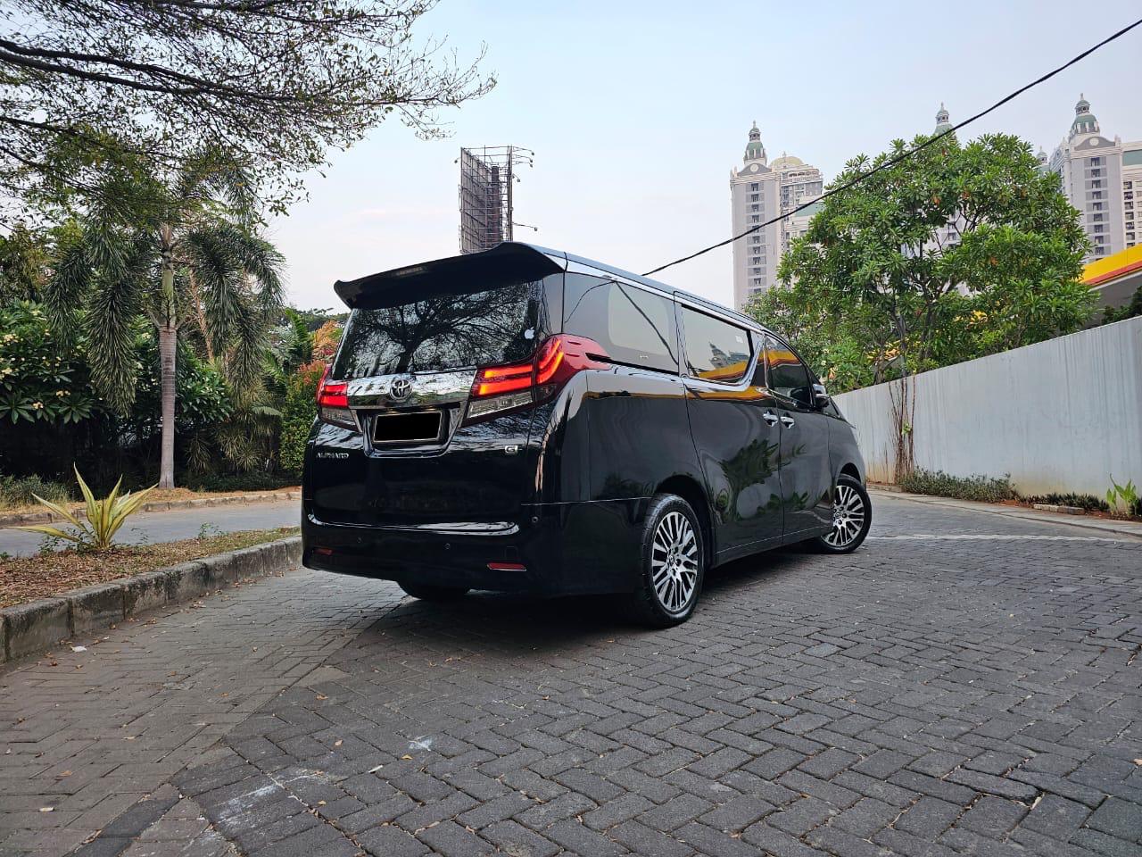2015 Toyota Alphard  2.5 G 2015 Toyota Alphard  2.5 G
