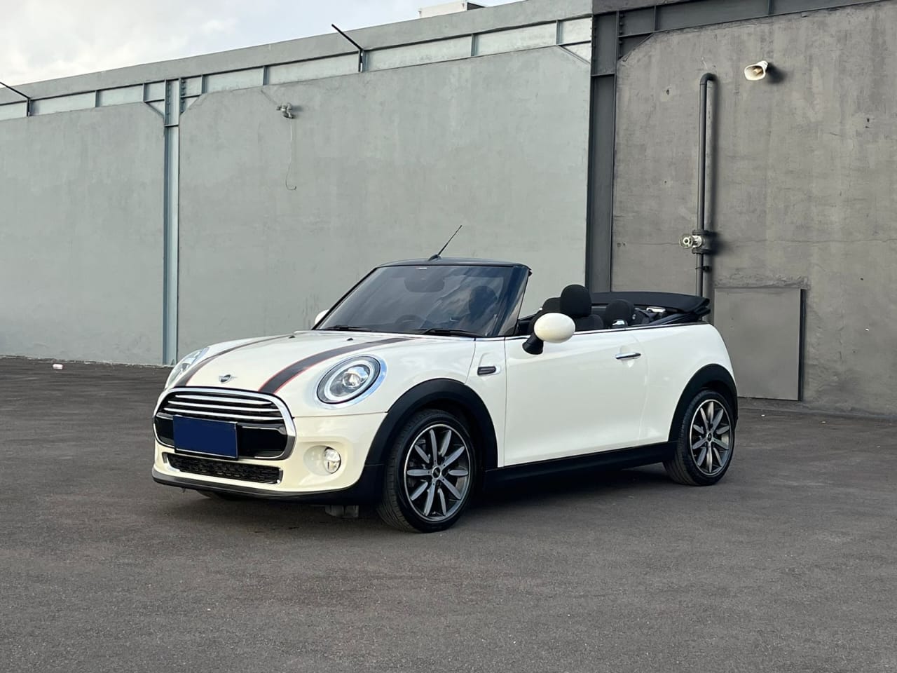 2019 MINI Convertible COOPER S CABRIO Bekas 2019 MINI Convertible COOPER S CABRIO Bekas