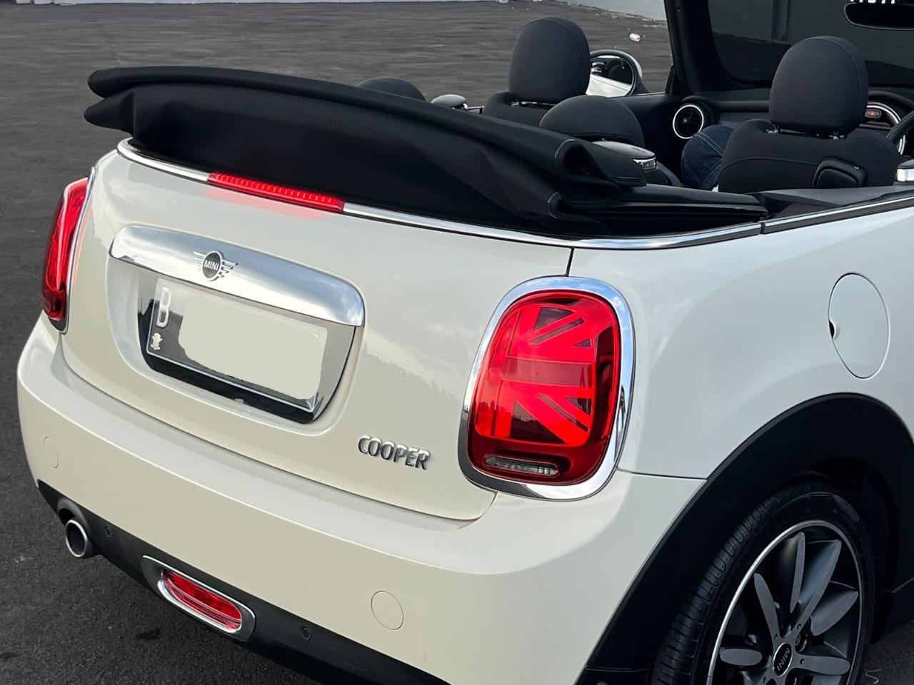 2019 MINI Convertible COOPER S CABRIO 2019 MINI Convertible COOPER S CABRIO
