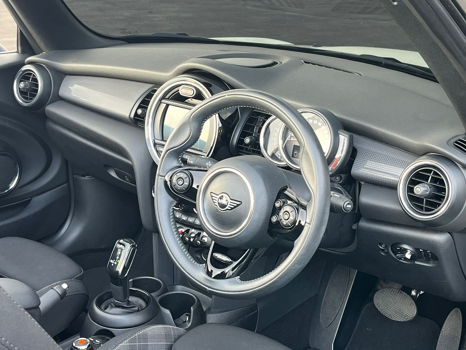 2019 MINI Convertible COOPER S CABRIO 2019 MINI Convertible COOPER S CABRIO