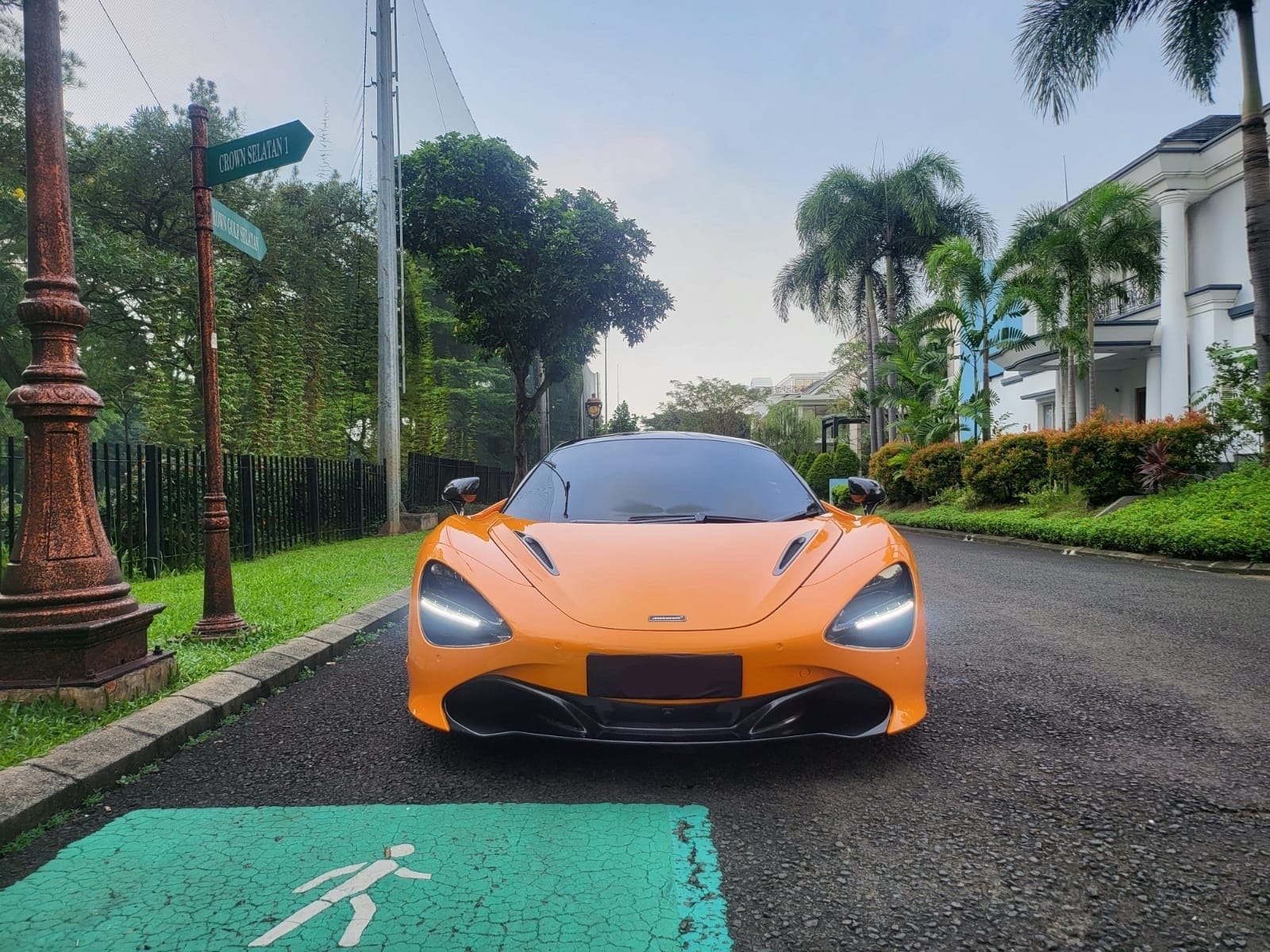 2018 Mclaren 720S 4.0L V8 2018 Mclaren 720S 4.0L V8