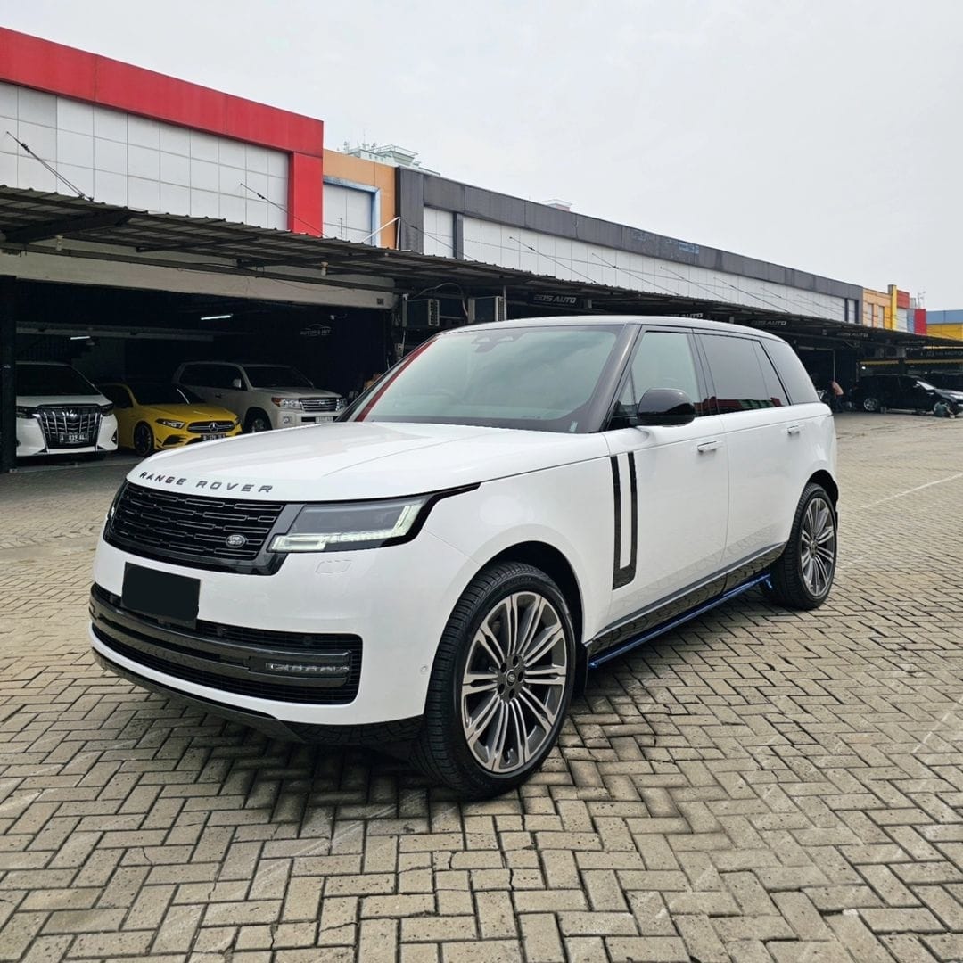 Second Hand 2024 Land Rover Range Rover Vogue VOGUE 3.0 LWB Second Hand 2024 Land Rover Range Rover Vogue VOGUE 3.0 LWB