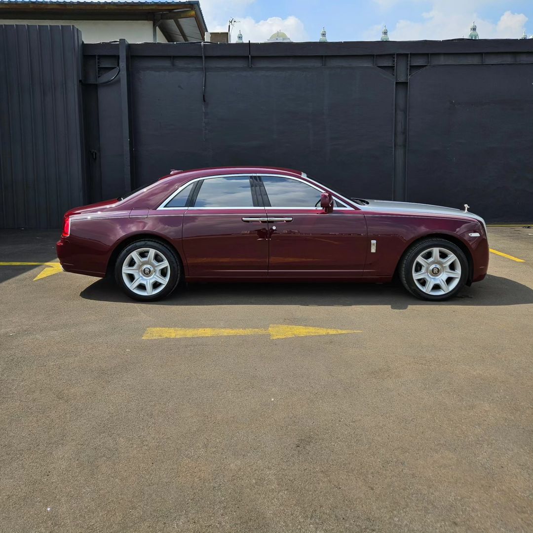 2011 Rolls Royce Ghost 6.6 L 2011 Rolls Royce Ghost 6.6 L