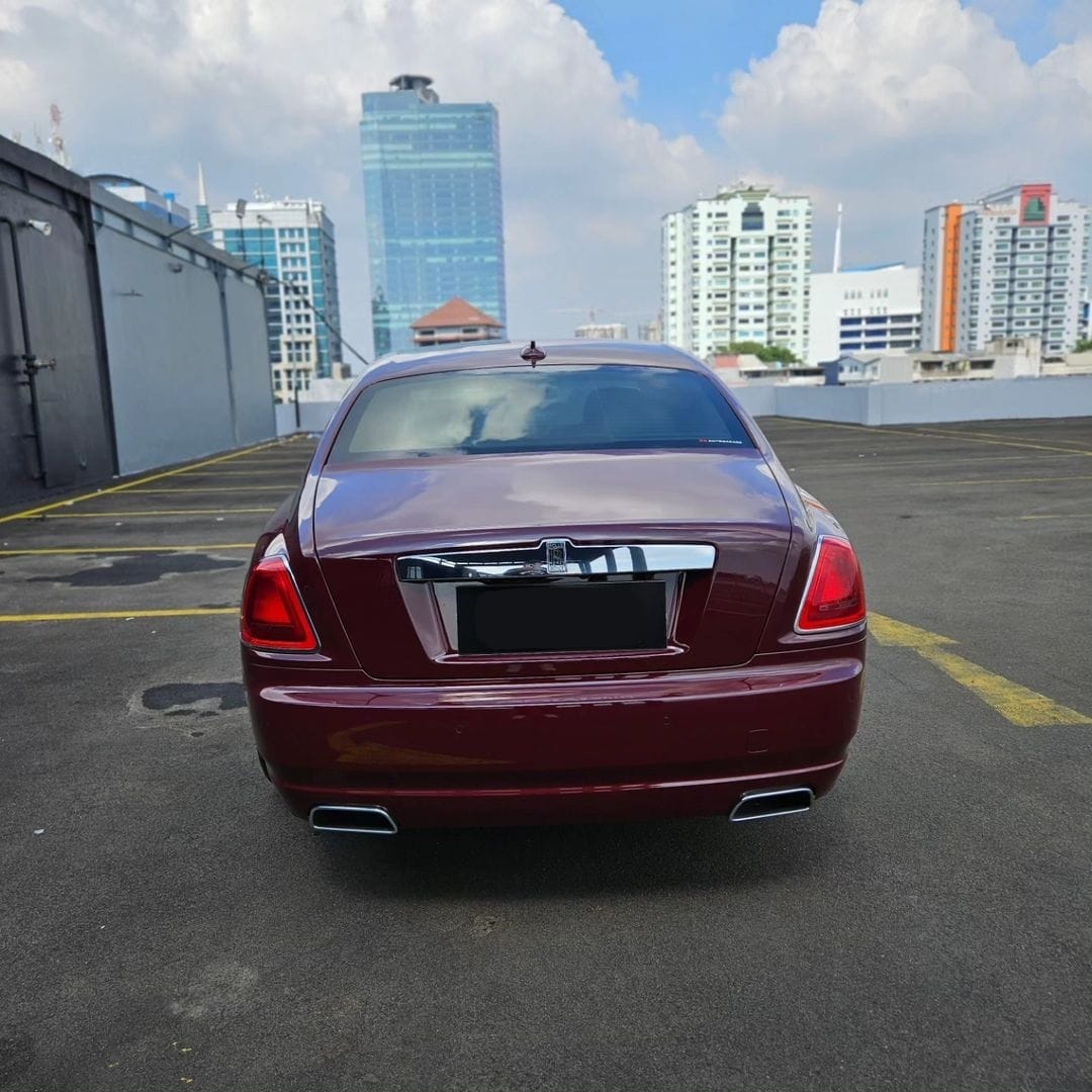 2011 Rolls Royce Ghost 6.6 L 2011 Rolls Royce Ghost 6.6 L