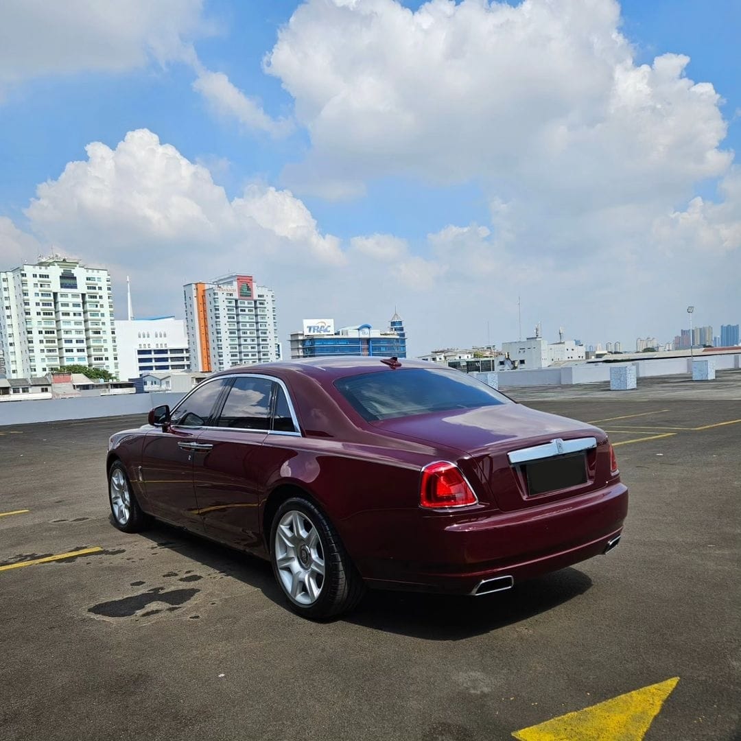 2011 Rolls Royce Ghost 6.6 L 2011 Rolls Royce Ghost 6.6 L
