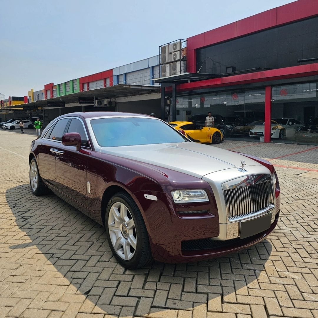 2011 Rolls Royce Ghost 6.6 L Bekas 2011 Rolls Royce Ghost 6.6 L Bekas