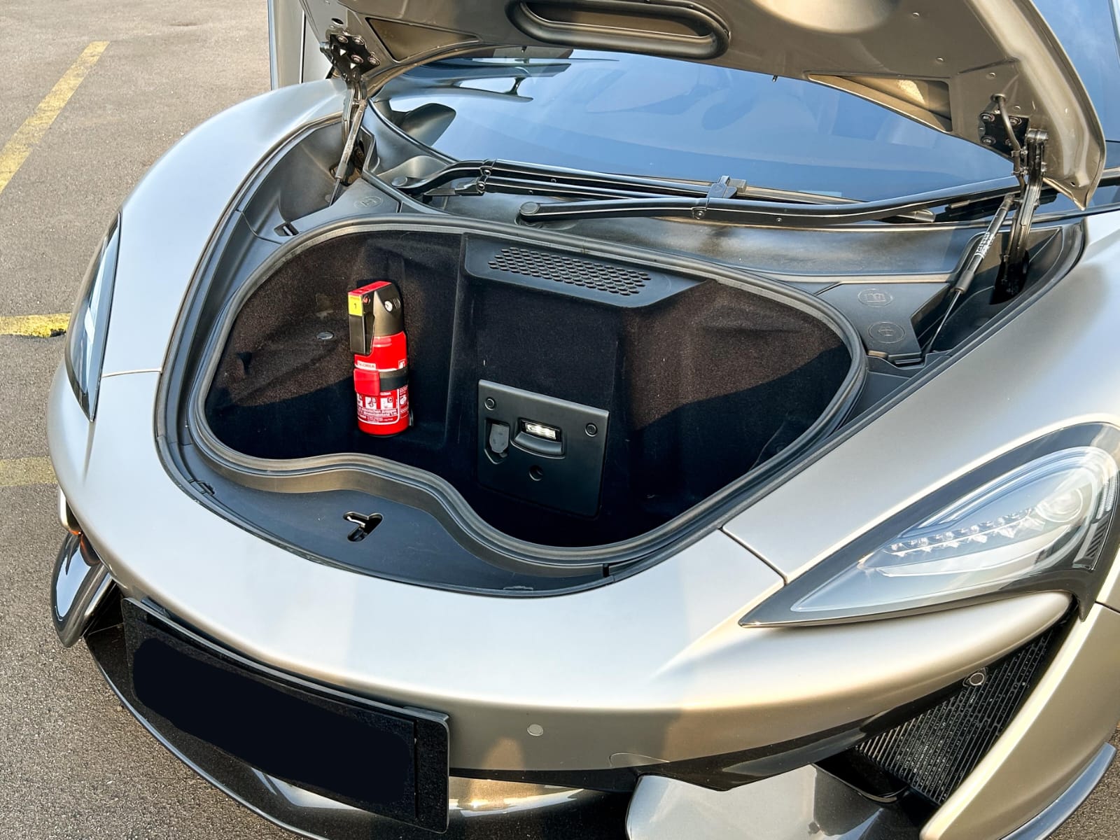 2016 Mclaren 570S 3.8 L 2016 Mclaren 570S 3.8 L