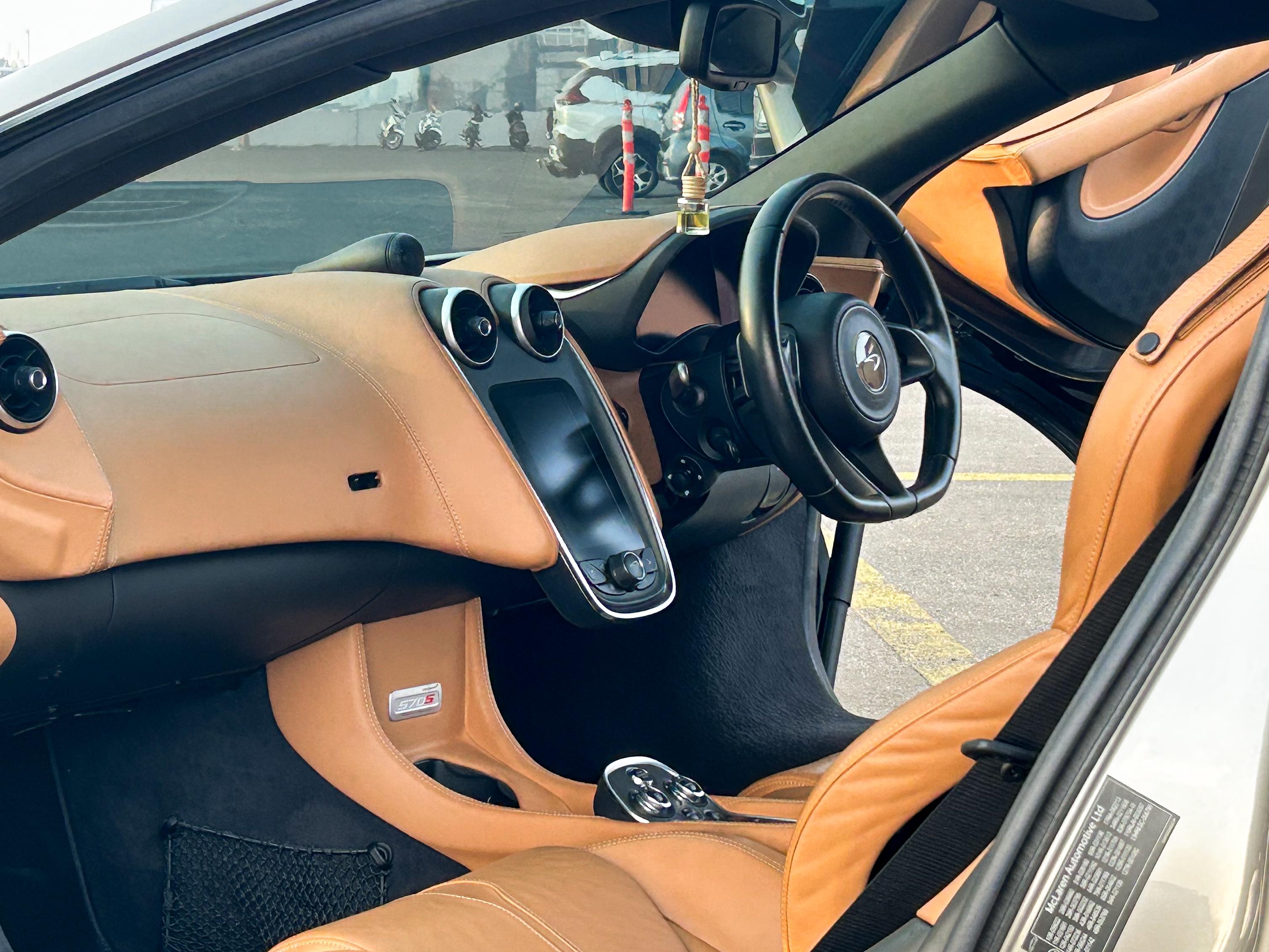 2016 Mclaren 570S 3.8 L 2016 Mclaren 570S 3.8 L