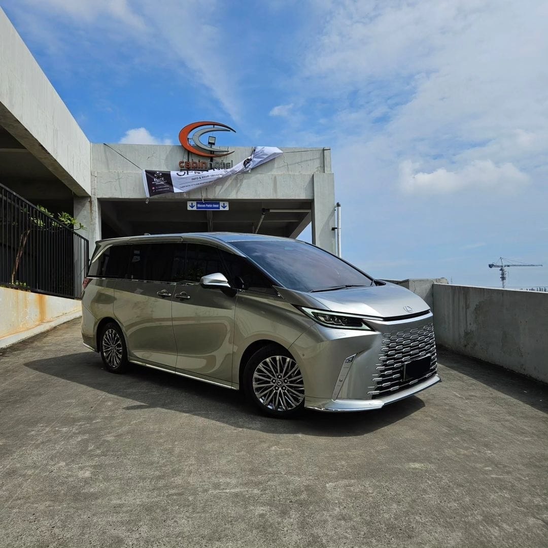 2024 Lexus LM  350 2024 Lexus LM  350