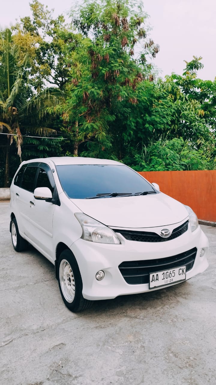 2012 Daihatsu Xenia Bekas 2012 Daihatsu Xenia Bekas