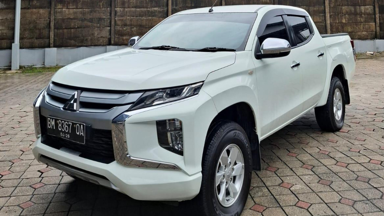 2021 Mitsubishi Triton Double Cab GLS 4x4 MT 2021 Mitsubishi Triton Double Cab GLS 4x4 MT