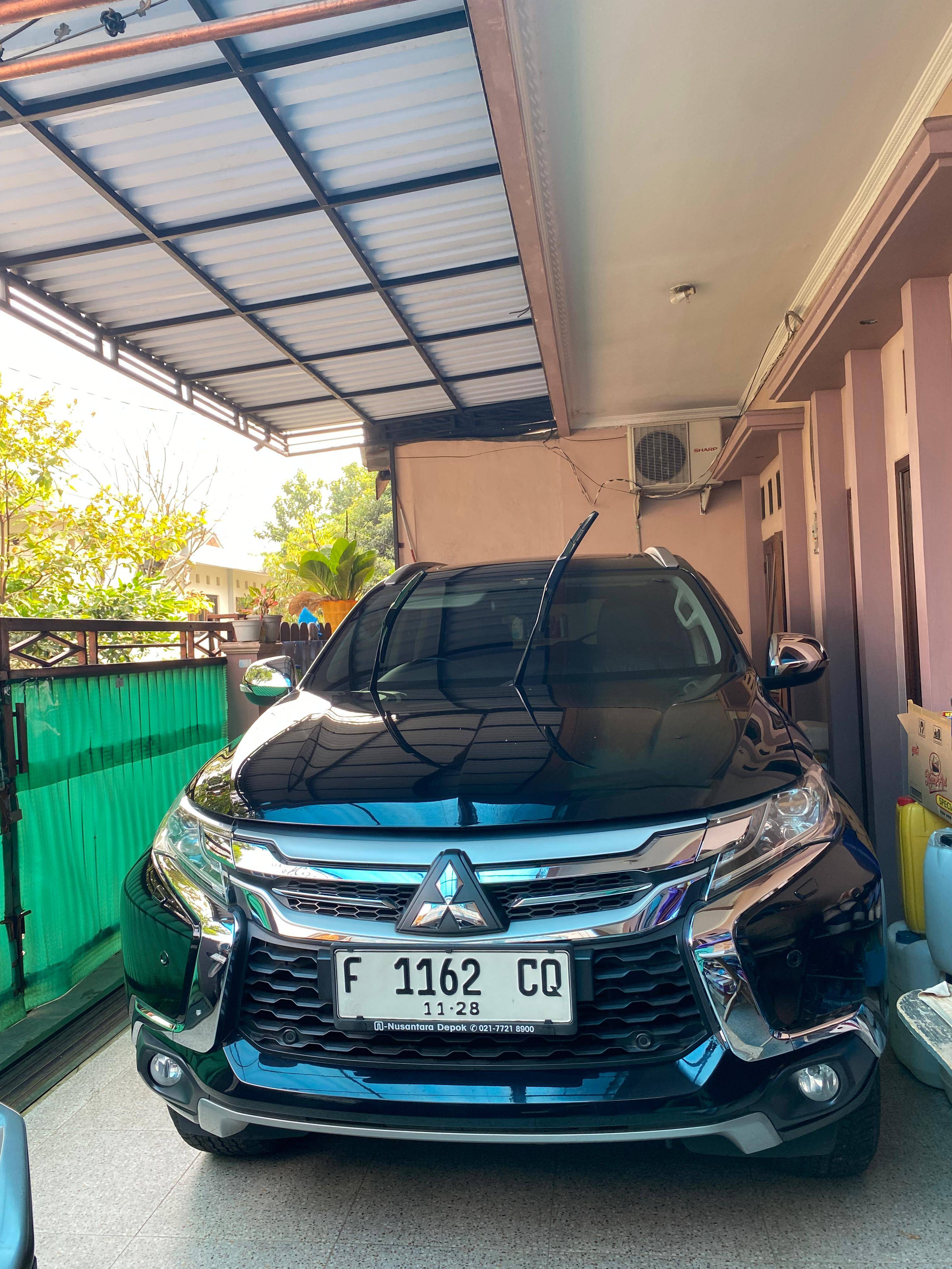 2018 Mitsubishi Pajero Sport  Dakar 4x2 AT Bekas 2018 Mitsubishi Pajero Sport  Dakar 4x2 AT Bekas