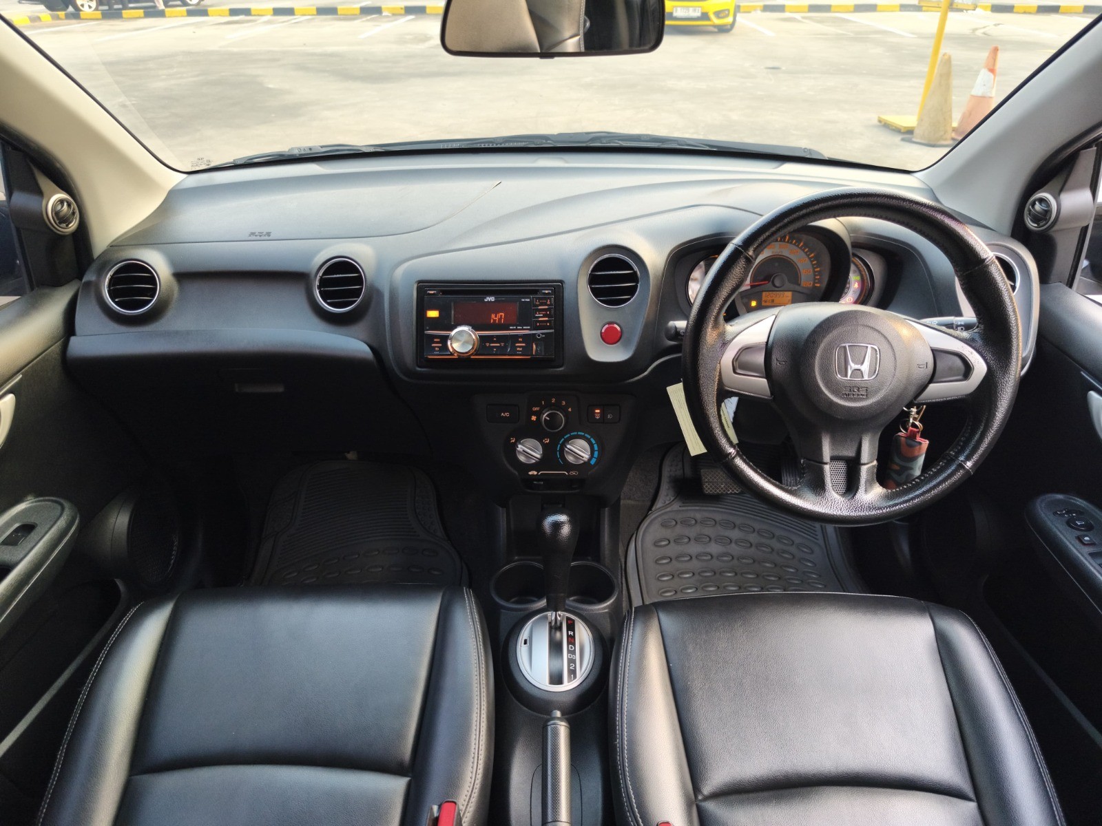 2014 Honda Brio 2014 Honda Brio