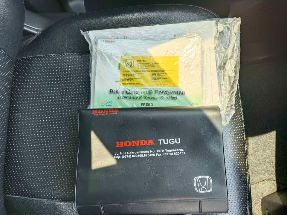 2014 Honda Freed  S AT 2014 Honda Freed  S AT