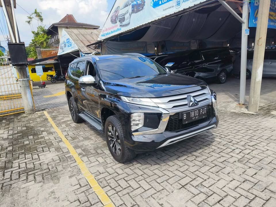 2022 Mitsubishi Pajero Sport Dakar AT 4x2 2022 Mitsubishi Pajero Sport Dakar AT 4x2