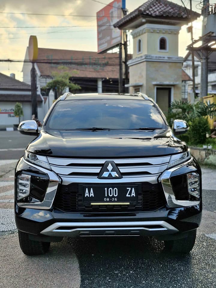 2021 Mitsubishi Pajero Sport Dakar AT 4x2 2021 Mitsubishi Pajero Sport Dakar AT 4x2