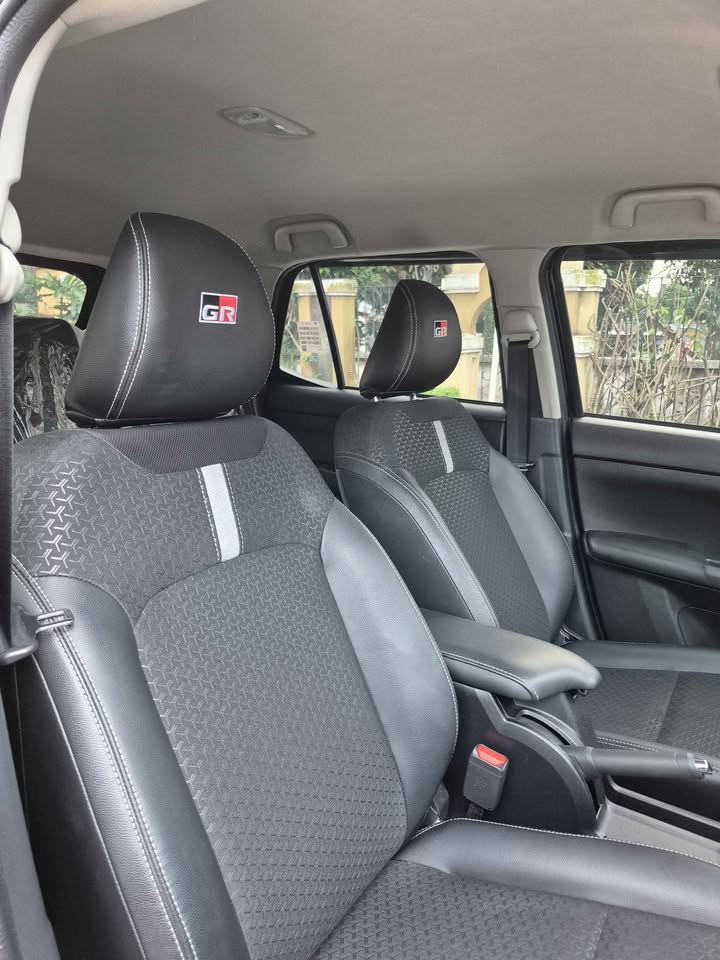 2024 Toyota Raize 1.0 Turbo GR Sport CVT 2024 Toyota Raize 1.0 Turbo GR Sport CVT