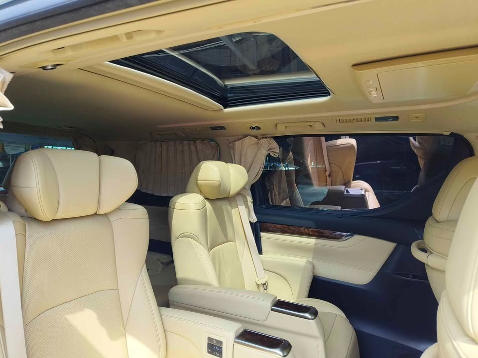 2021 Toyota Alphard 2.5L G CVT 2021 Toyota Alphard 2.5L G CVT