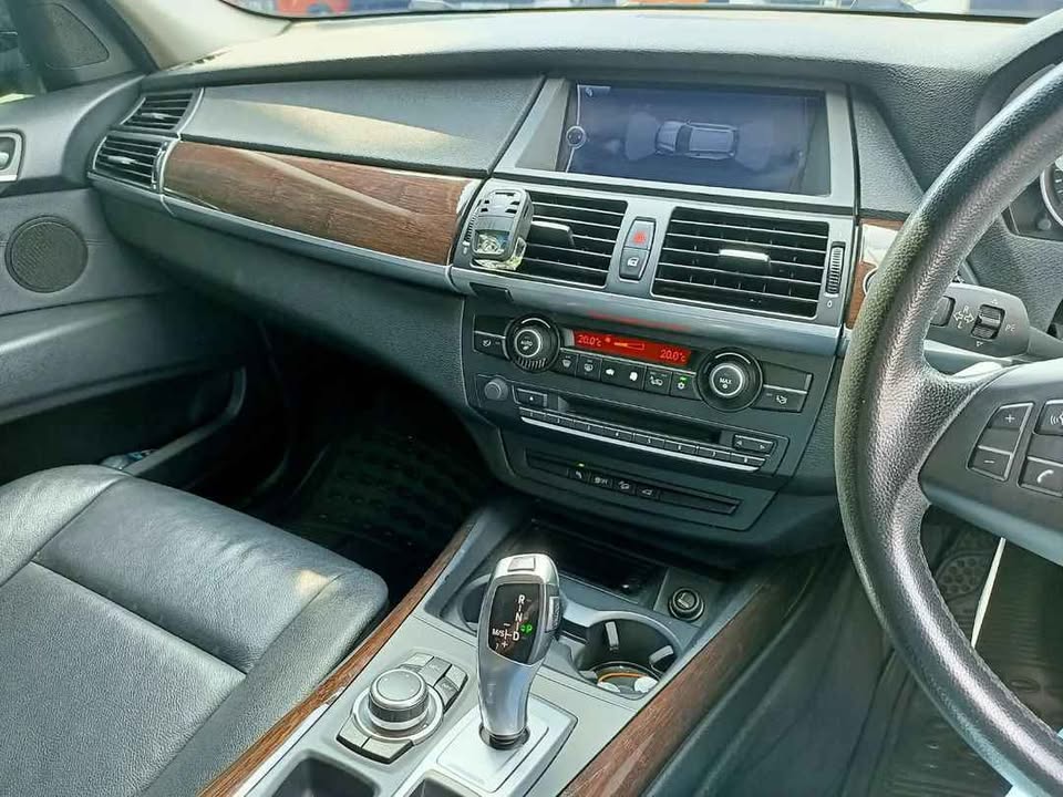 2013 BMW X5 XDRIVE 30i XLINE 2013 BMW X5 XDRIVE 30i XLINE