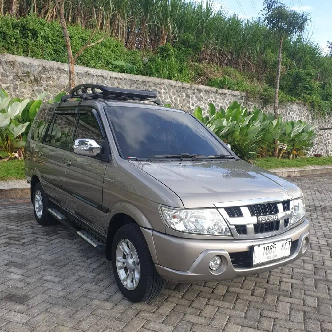 2013 Isuzu Panther LS Turbo 2.5L MT 2013 Isuzu Panther LS Turbo 2.5L MT