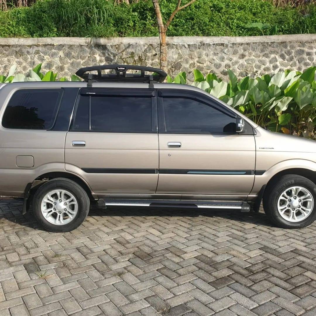 2013 Isuzu Panther LS Turbo 2.5L MT 2013 Isuzu Panther LS Turbo 2.5L MT