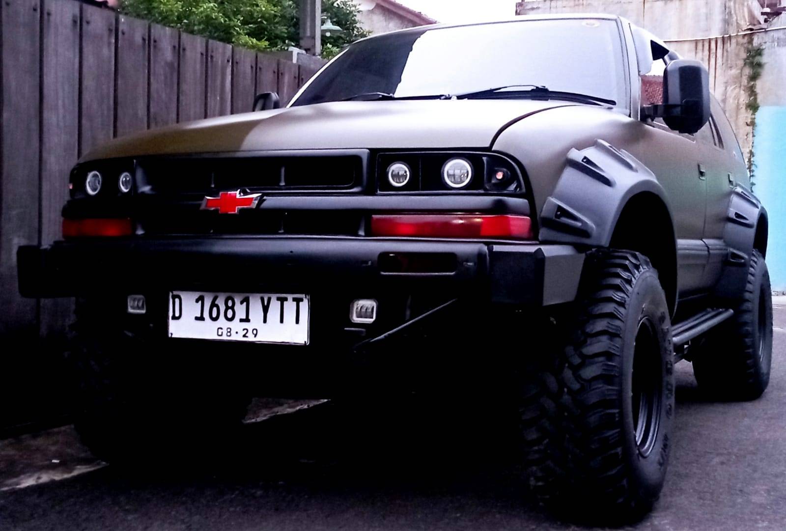 2000 Chevrolet Blazer LTDOHCManual Bekas 2000 Chevrolet Blazer LTDOHCManual Bekas