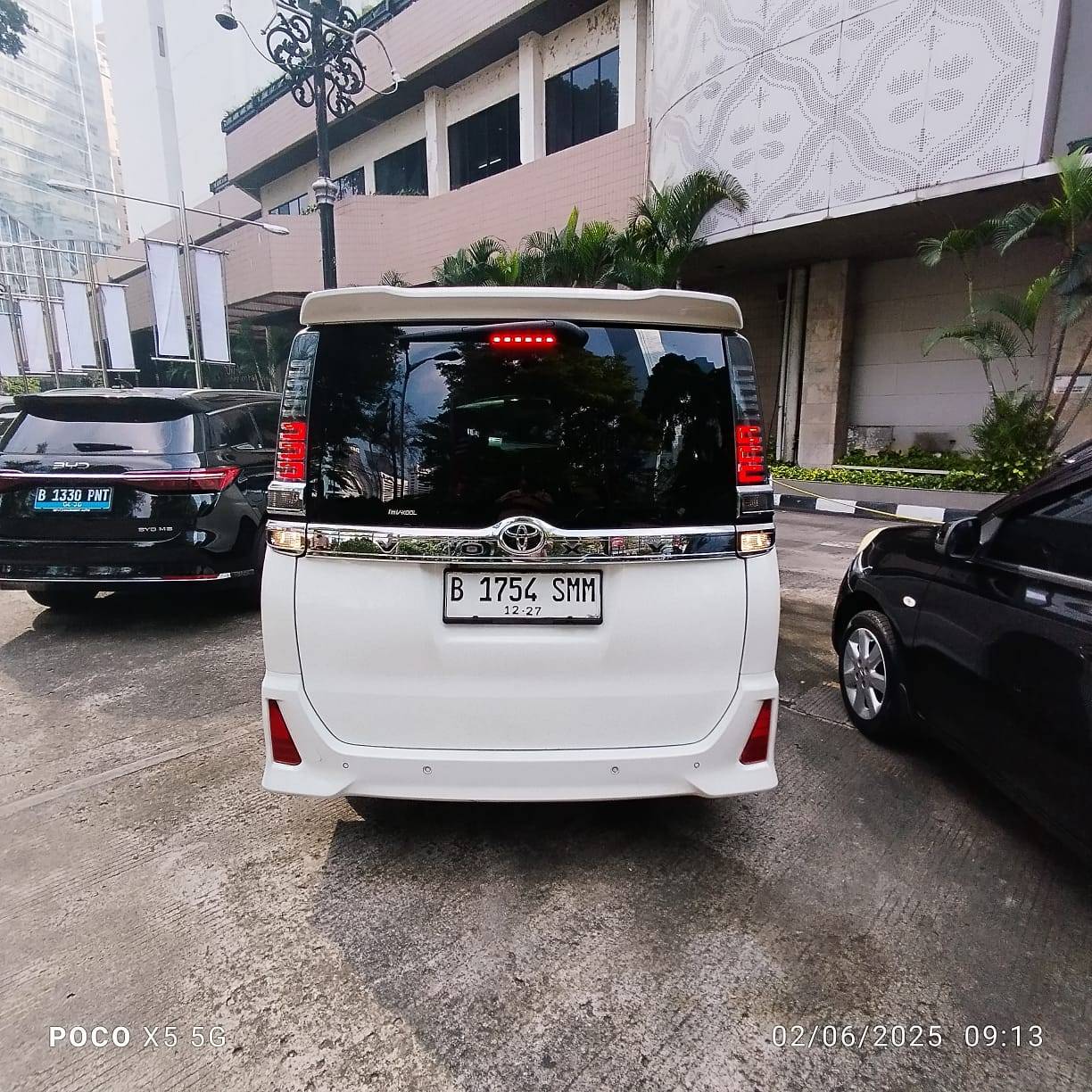 2018 Toyota Voxy 2.0L AT 2018 Toyota Voxy 2.0L AT