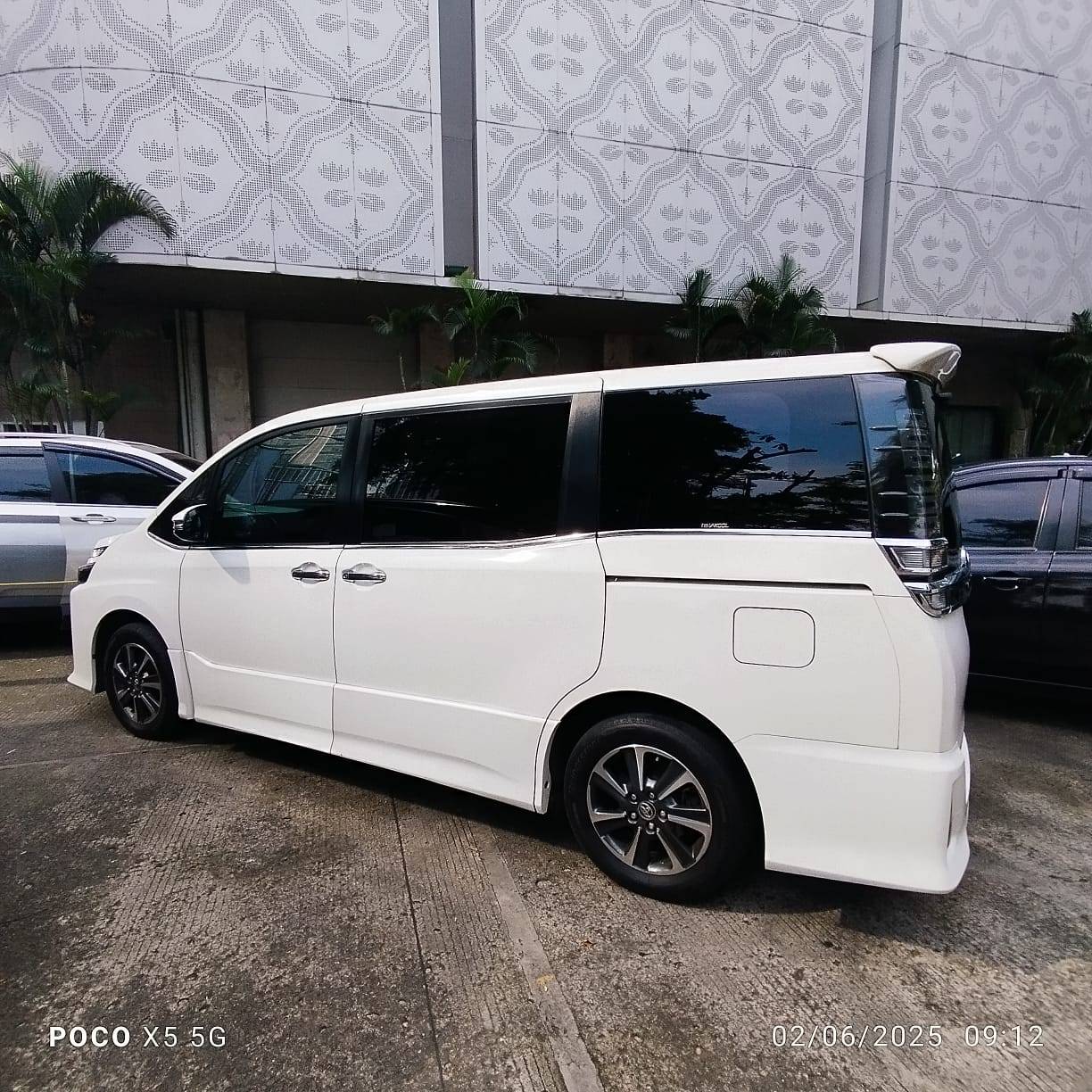 2018 Toyota Voxy 2.0L AT 2018 Toyota Voxy 2.0L AT