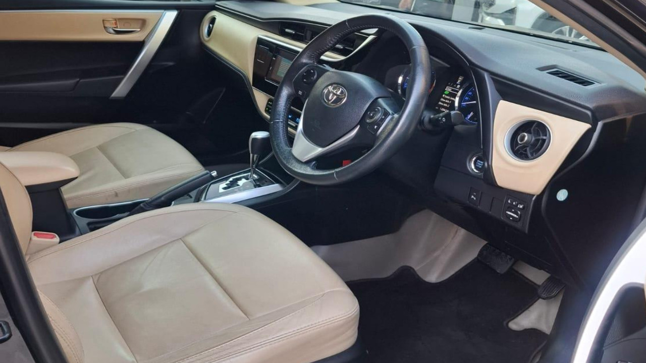 2017 Toyota Corolla Altis 2017 Toyota Corolla Altis