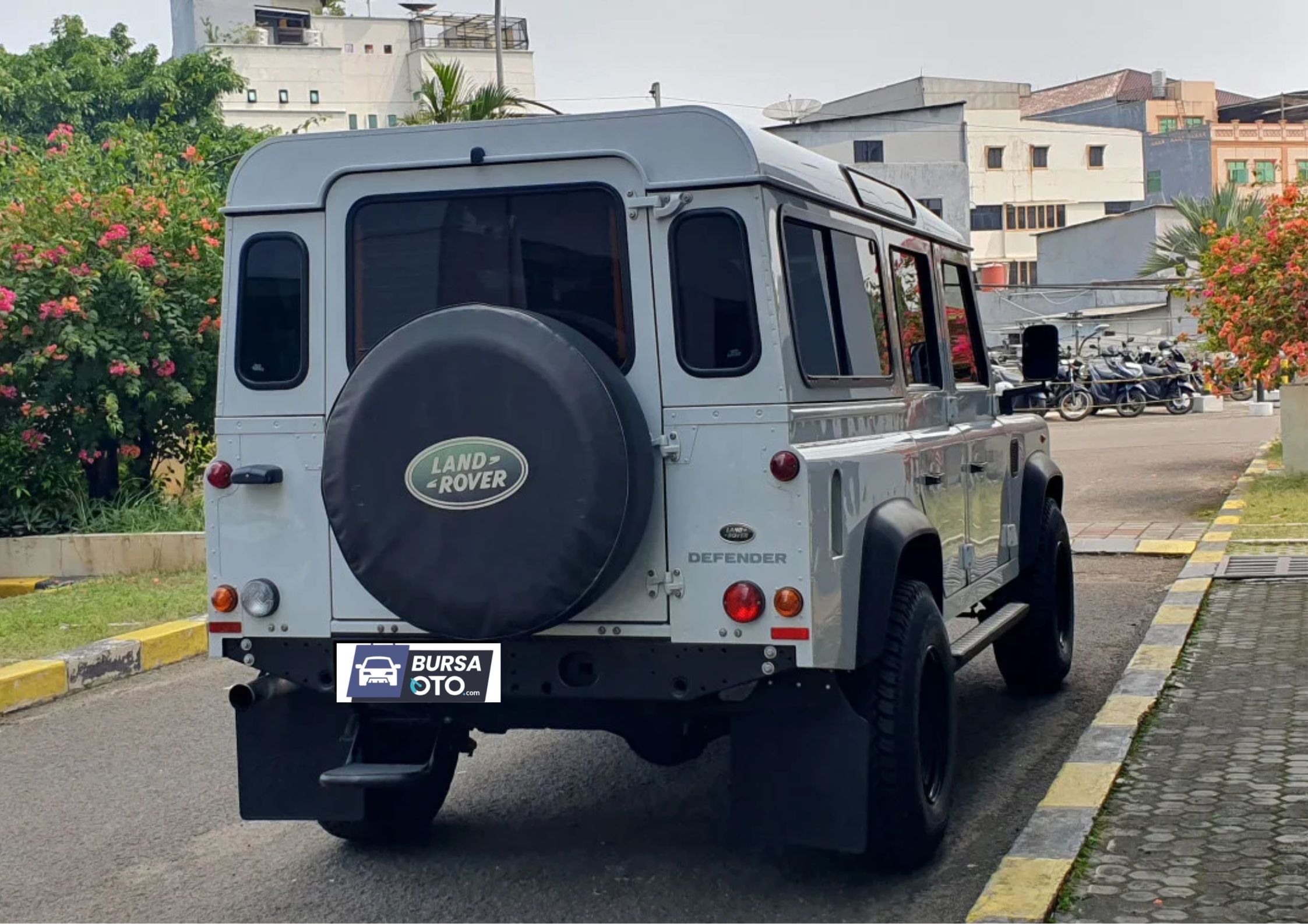 2015 Land Rover Defender 110 2015 Land Rover Defender 110
