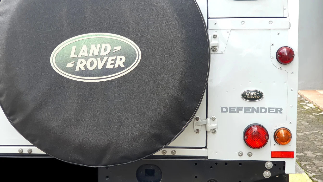 2015 Land Rover Defender 110 2015 Land Rover Defender 110