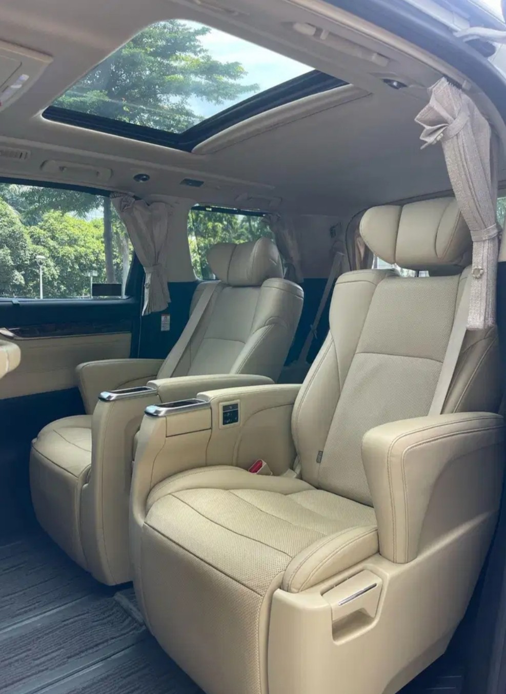 2020 Toyota Alphard 2020 Toyota Alphard