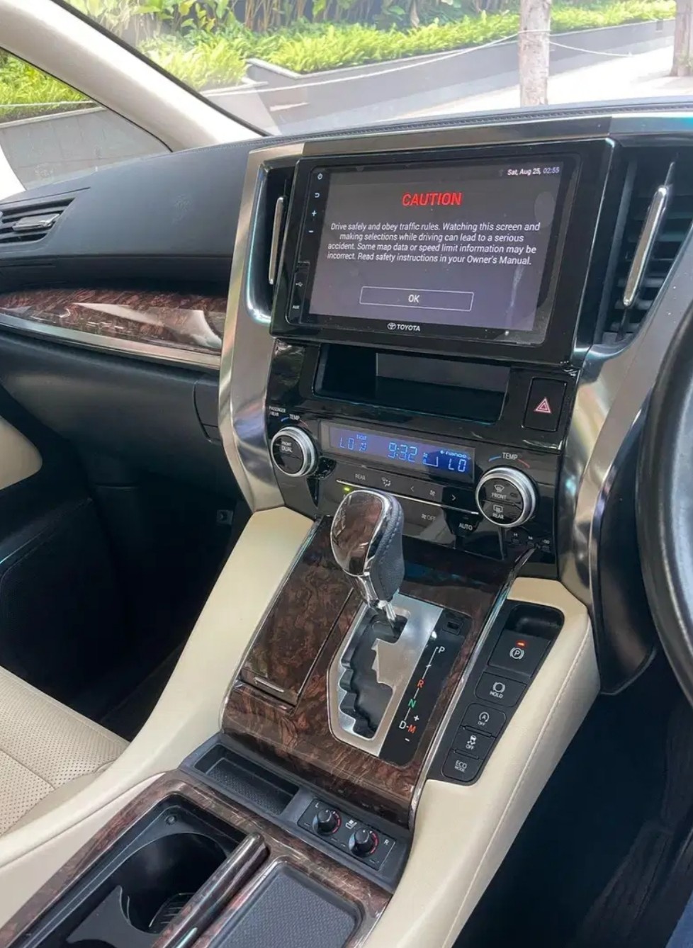 2020 Toyota Alphard 2020 Toyota Alphard