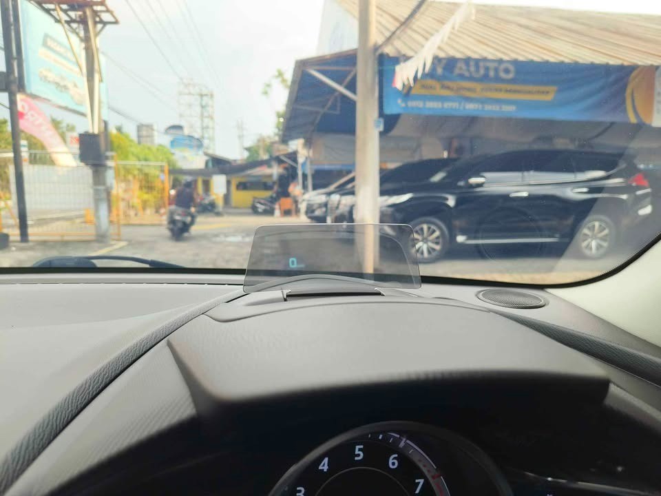 2015 Mazda 2 Hatchback GT 1.5L AT 2015 Mazda 2 Hatchback GT 1.5L AT