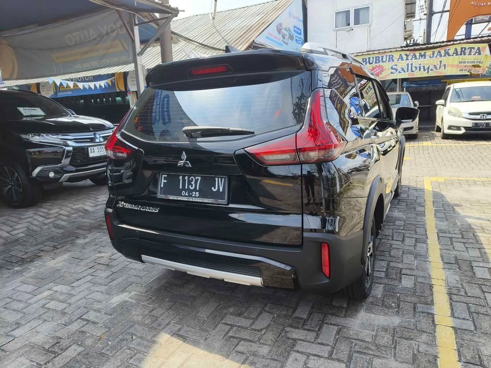 2020 Mitsubishi Xpander Cross  Premium Package CVT 2020 Mitsubishi Xpander Cross  Premium Package CVT