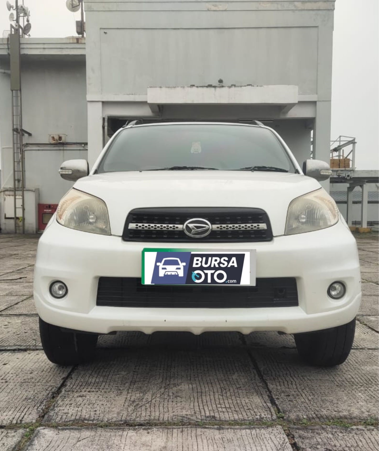 Second Hand 2014 Daihatsu Terios Second Hand 2014 Daihatsu Terios