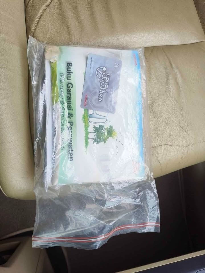 2012 Honda CR-V  2.0L MT 2012 Honda CR-V  2.0L MT