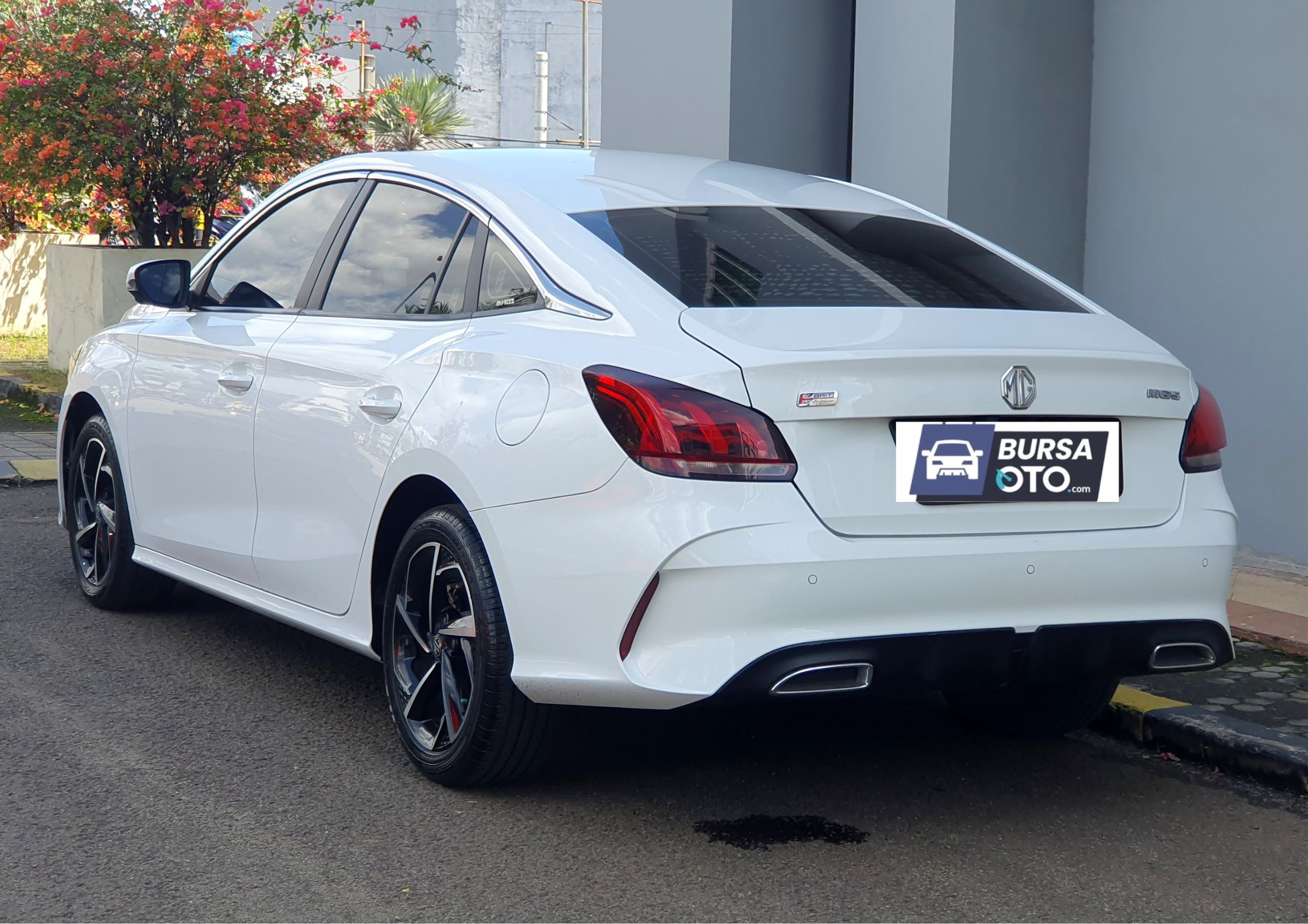 2022 MG 5 GT 2022 MG 5 GT