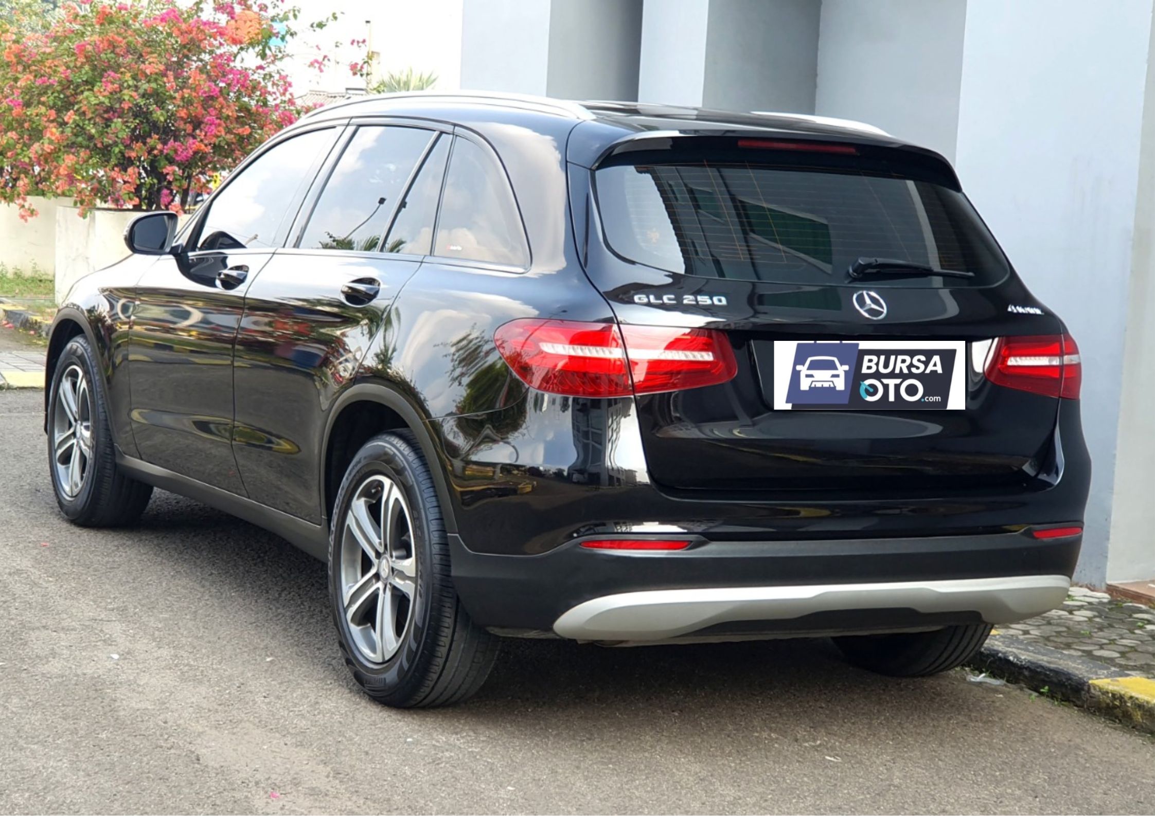 2017 Mercedes Benz GLC-Class 2017 Mercedes Benz GLC-Class