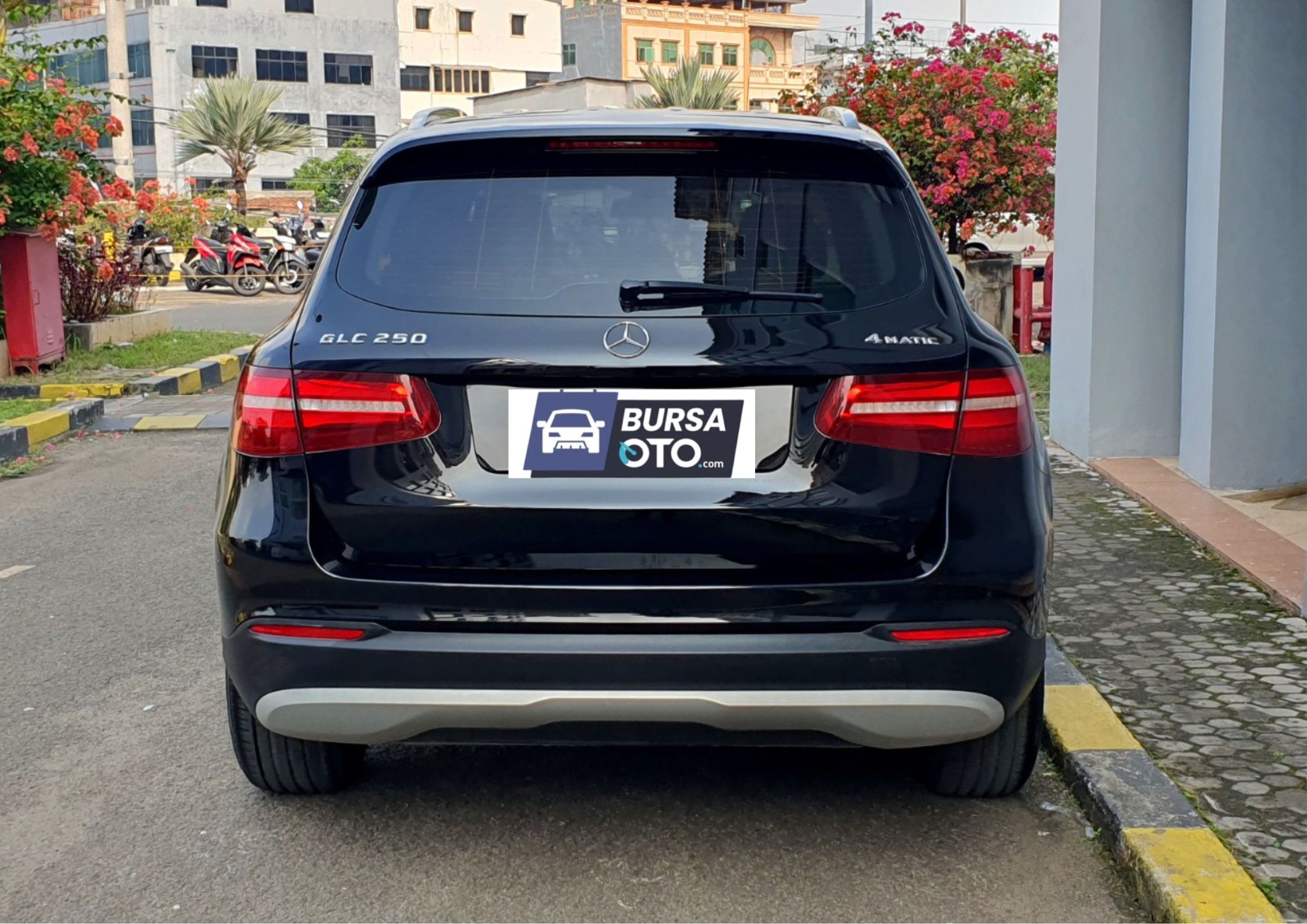 2017 Mercedes Benz GLC-Class 2017 Mercedes Benz GLC-Class