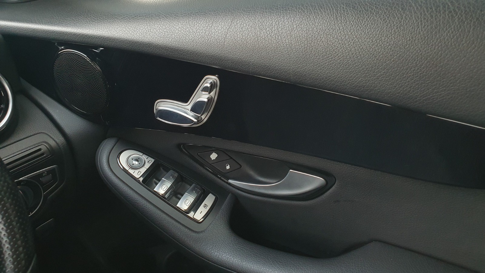 2017 Mercedes Benz GLC-Class 2017 Mercedes Benz GLC-Class