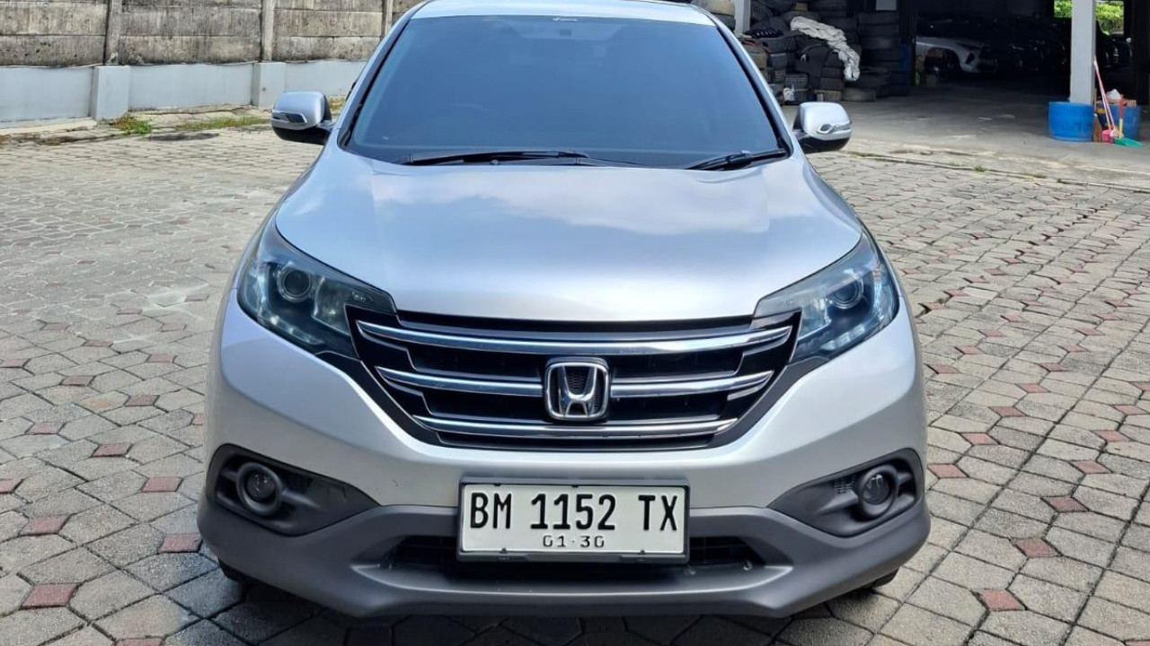 2012 Honda CR-V  2.0L MT Bekas 2012 Honda CR-V  2.0L MT Bekas