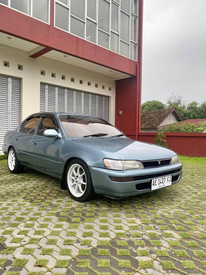 1992 Toyota Corolla 1.6 SEG GREAT MT SDN 1992 Toyota Corolla 1.6 SEG GREAT MT SDN