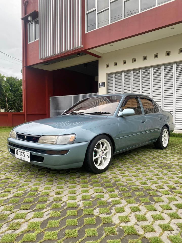 1992 Toyota Corolla 1.6 SEG GREAT MT SDN Bekas 1992 Toyota Corolla 1.6 SEG GREAT MT SDN Bekas